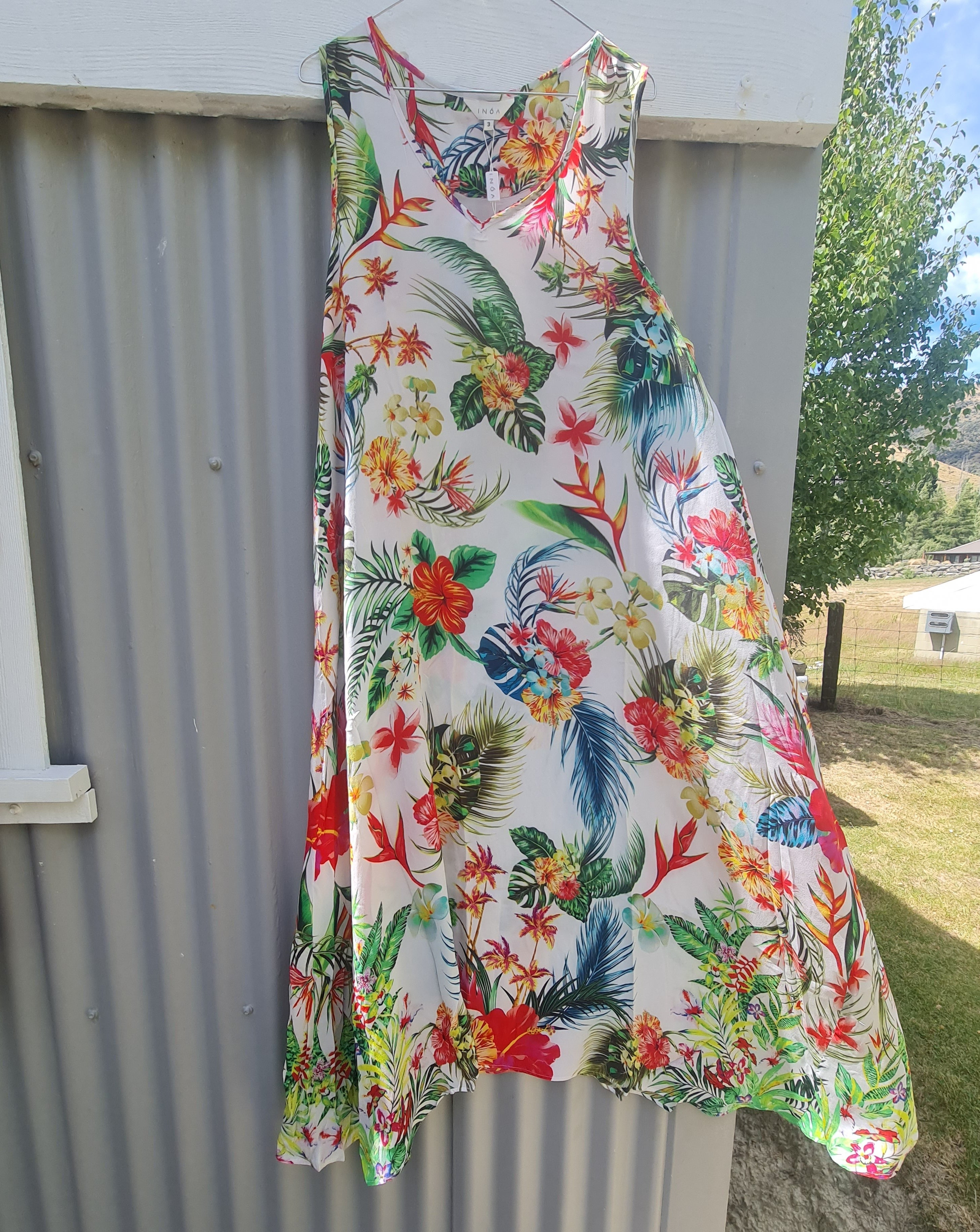 INOA Flowing Maxi Dress - Floraide