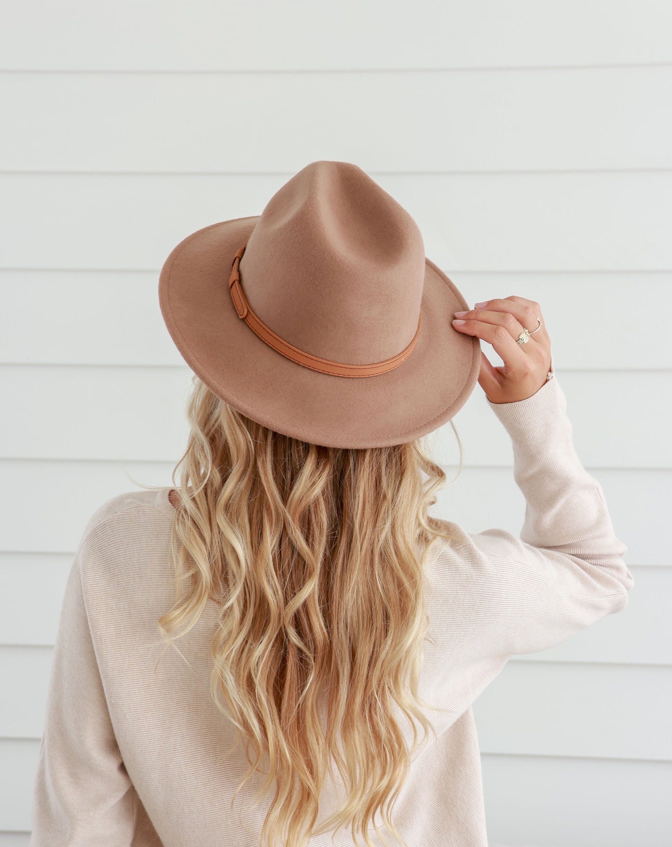 Free Spirit Panama Hat - Camel / Tan Band