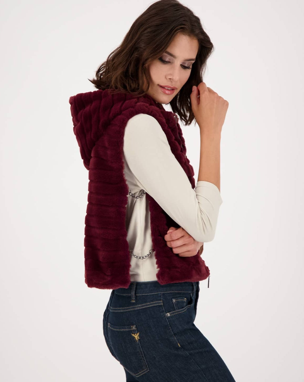 Monari Hooded Vest with Side Chains - Berry Wine