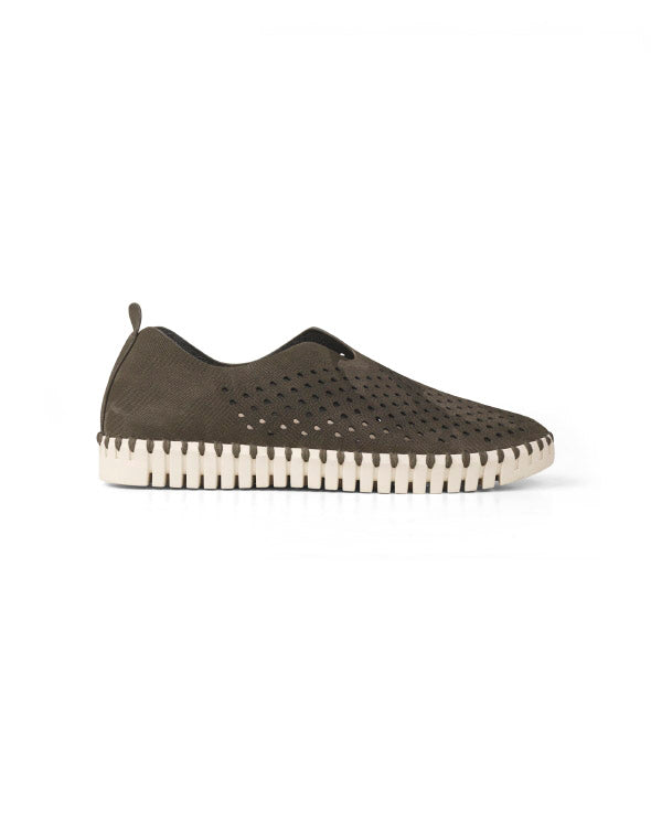 Side view of Ilse Jacobsen Flat shoe in deep olive